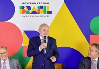 Lula assina projeto de ampliação da faixa de isenção do Imposto de Renda imagem