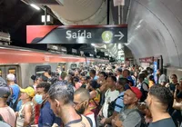 Metrô para de funcionar e gera aglomeração no Campo da Pólvora imagem