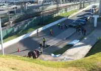 Motociclista morre após bater em poste e cair de viaduto em Salvador
