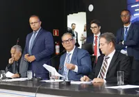 Muniz confronta oposição durante votação dos projetos de vereadores imagem