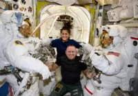 Nasa antecipa retorno de astronautas 'presos' em Estação Espacial imagem