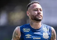 Neymar se emociona ao comprar carro Porsche de R$ 4 milhões; veja imagem