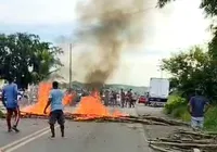 Protesto fecha rodovia entre Bom Despacho e Nazaré imagem
