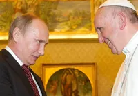 Putin não vai comparecer ao funeral do Papa Francisco imagem