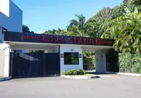 "Rateou", diz policial sobre mulher que ajudou atrair traficantes para motel imagem