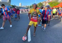 Rei da Embaixadinha dá show na Fonte Nova: "Dom de Deus" imagem