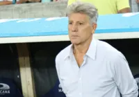 Renato Gaúcho critica VAR após empate com Vitória: "Inaceitável" imagem