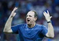 Rogério Ceni completa 100 jogos à frente do Bahia contra o CSA imagem