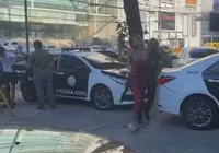 Travestis são presas em tentativa de extorsão a turista norueguês imagem