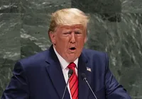Trump cancela mais de mil vistos de estudantes estrangeiros nos EUA imagem