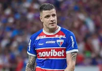 Vitória acerta a contratação do atacante Renato Kayzer imagem