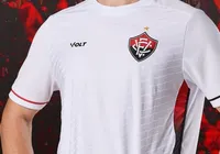 Vitória anuncia lançamento de novo segundo uniforme; veja imagens