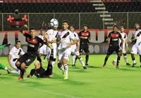 Vitória aposta na força do Barradão para bater o Vasco; veja histórico imagem