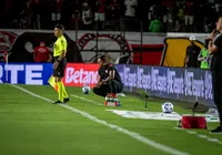 Vitória segue sem pontuar e Carpini admite: "Brigar para ficar" imagem