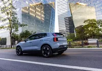 Volvo deve demitir até 800 funcionários nos EUA por efeito do tarifaço imagem