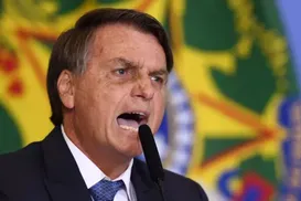 Bolsonaro admite conversa com militares sobre estado de sítio - Imagem