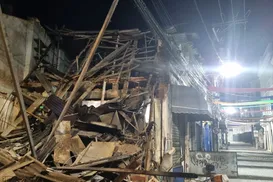 Casarão antigo desaba no centro de Salvador; veja vídeo - Imagem
