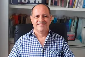 Décio Torres lança livro inédito na Academia de Letras da Bahia - Imagem
