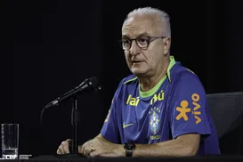 Tudo continua na mesma - Imagem