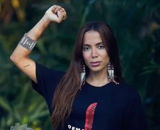 Anitta trava batalha judicial para impedir uso do nome em vermífugo