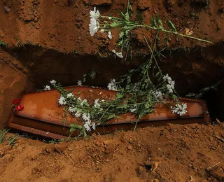 Auxílio funeral: Salvador inclui apoio de transporte para sepultamento