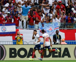 Bahia faz jogo heroico, vence o Vitória com um a menos e entra no G-6