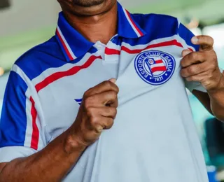 Bahia lança camisa retrô inspirada nos uniformes de 1998 e 1999