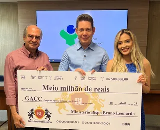 Bispo Bruno Leonardo visita o GACC-BA e doa meio milhão de reais