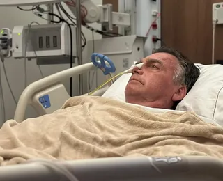 Bolsonaro segue sob vigilância e sem previsão de alta