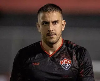 Caso Bruno Uvini: Vitória se pronuncia após zagueiro deixar o clube