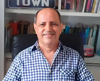 Décio Torres lança livro inédito na Academia de Letras da Bahia