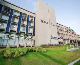 Em eleição simulada, servidores escolhem novo presidente do TCE
