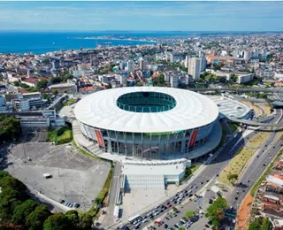 Fonte Nova marca "abraçaço" em comemoração à Copa do Mundo feminina