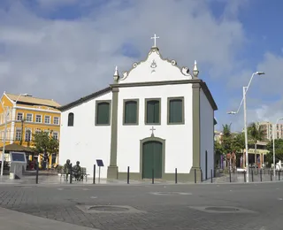 Igreja de Santana borda memórias