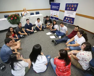 Jovens com síndrome de Down debatem inclusão