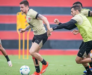 Kayzer realiza primeiro treino e tem estreia marcada; saiba quando