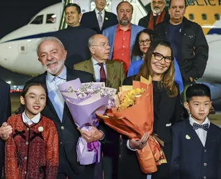 Lula desembarca na China para encontro com Xi Jinping