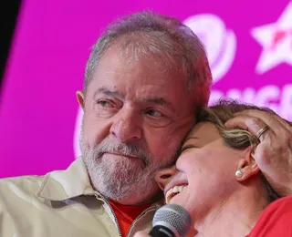 Lula diz ter escolhido "mulher bonita" para melhorar articulação