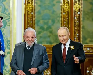 Lula estimula Putin a se reunir com Zelensky pela paz