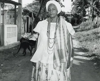 Mãe Stella de Oxóssi cultivou o dom da palavra e o amor aos livros