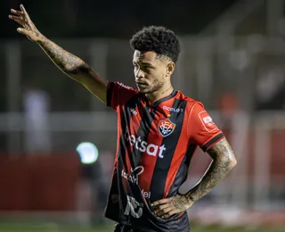 Matheuzinho admite momento difícil e pede união: "Não apontar dedo"