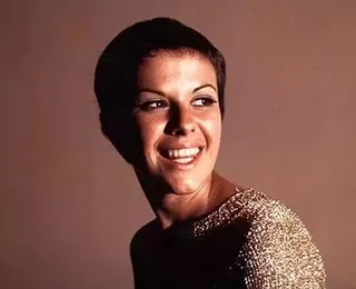 Palco A Tarde FM celebra os 80 anos de Elis Regina