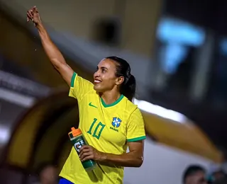 Rainha! Marta é eleita melhor jogadora da história do futebol feminino