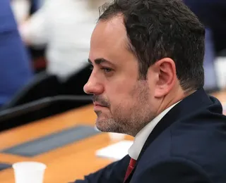 Relator da CCJ nega recurso de Glauber contra cassação de mandato