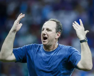 Rogério Ceni completa 100 jogos à frente do Bahia contra o CSA