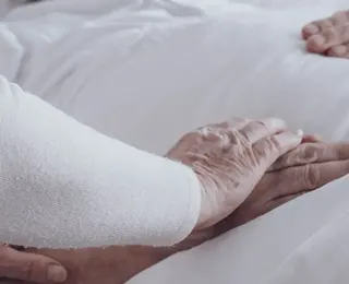 Saiba o que fazer se um familiar morrer dentro de casa