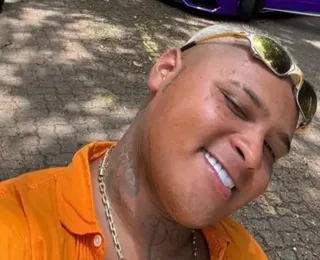 Saiba quanto MC Ryan pagou para recuperar gramado de estádio