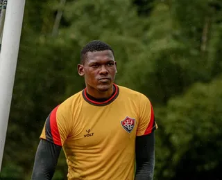 Vitória acerta empréstimo de goleiro para time baiano; veja