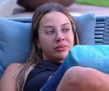 BBB 25: Renata é ‘largada às traças’ após ganhar prêmio; entenda - Imagem