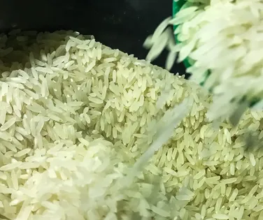 Vinagre para cozinhar arroz? Ingrediente é considerado indispensável - Imagem